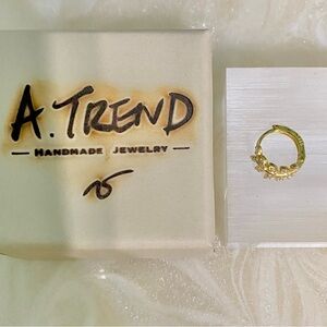 Elegant Gold S925 Leaf Design cartilage earring